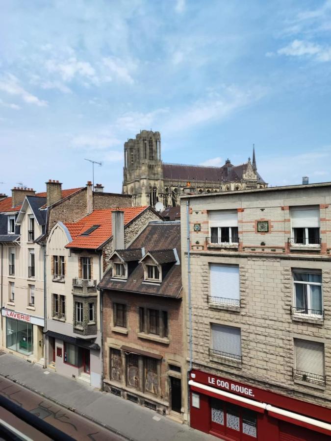 Chez Apolline - Vue Cathedrale - Hyper Centre Ville Reims Exteriör bild
